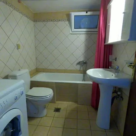 Ioannis & Labros House *